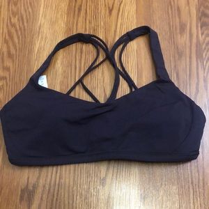Lululemon Free to be SZ 8